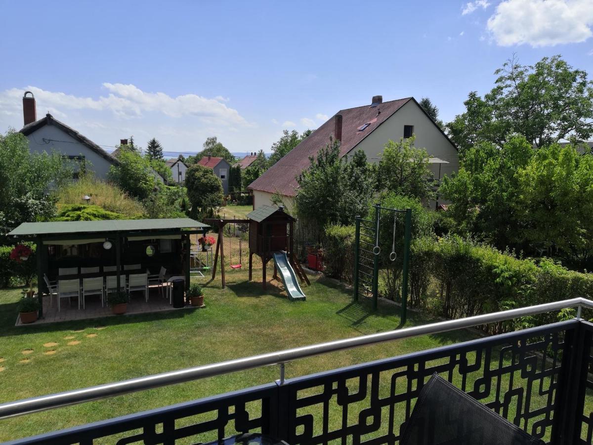 Lila Fuge Apartman Apartment Balatonfured Bagian luar foto