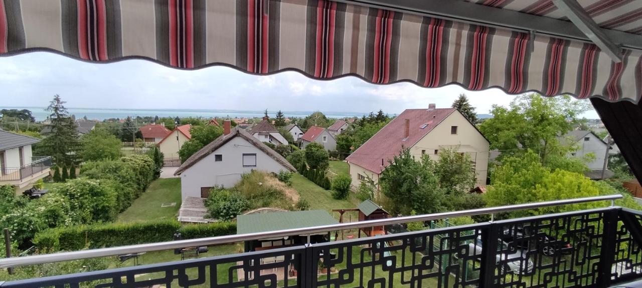 Lila Fuge Apartman Apartment Balatonfured Bagian luar foto