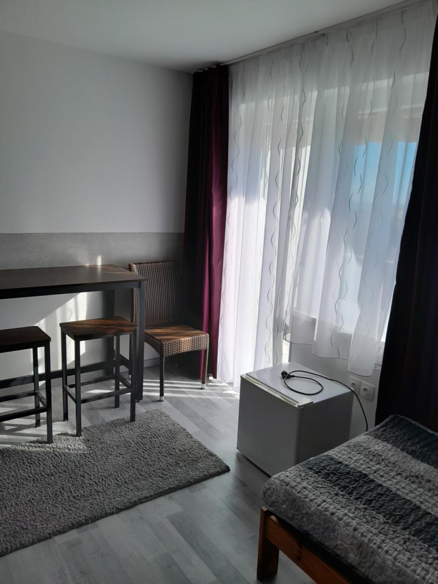 Lila Fuge Apartman Apartment Balatonfured Bagian luar foto