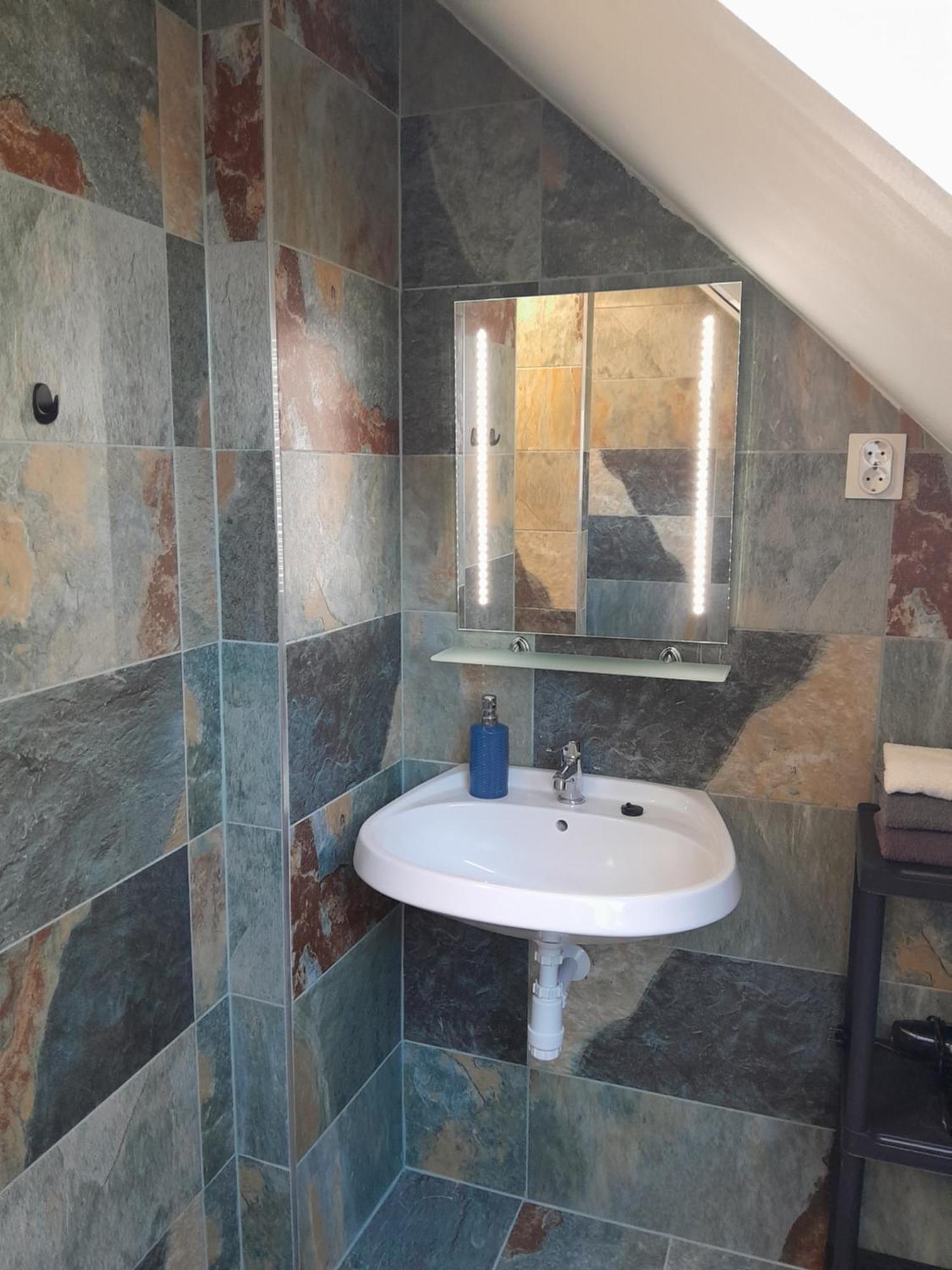 Lila Fuge Apartman Apartment Balatonfured Bagian luar foto